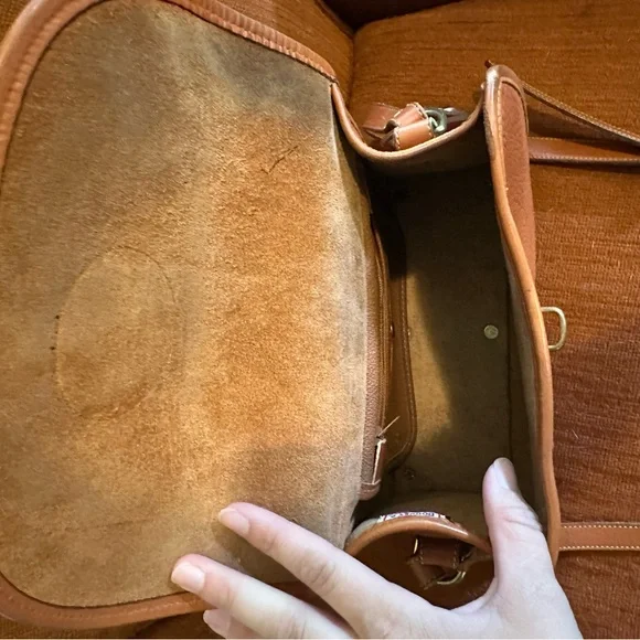 Vintage Dooney & Bourke All Weather Leather Crossbody - Picture 2 of 5